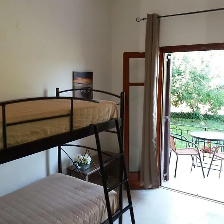Corfu Rooms Daire *