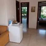 Corfu Rooms * 입소스