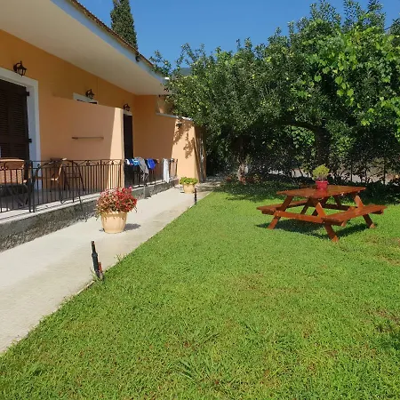 Corfu Rooms 아파트 *